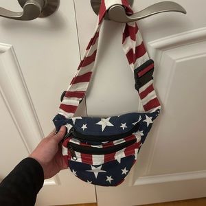 American flag fanny pack - worn once